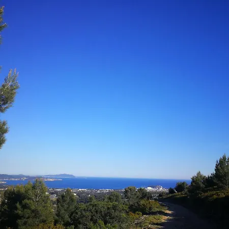 別荘 Maison De 2 Chambres A Avec Magnifique Vue Sur La Mer Piscine Partagee Jardin Clos